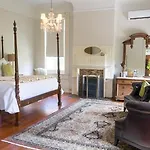 Hotel Sully Mansion