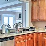 Waterfront Nola Villa: 23 Mi To French Quarter!