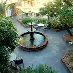 Hotel Western French Quarter Courtyard New Orleans