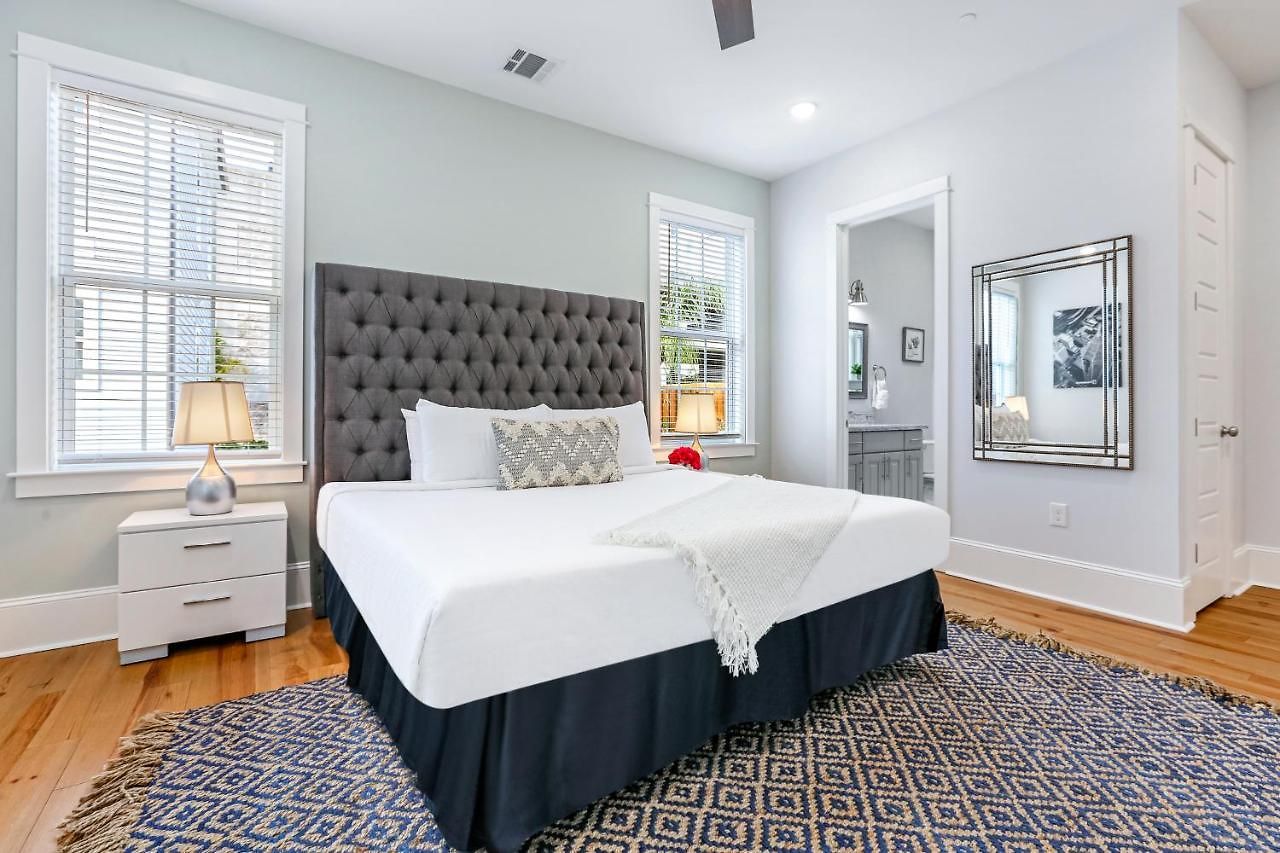 Stunning Modern And Fully-upgraded 5 Bedroom W Pool * New Orleans