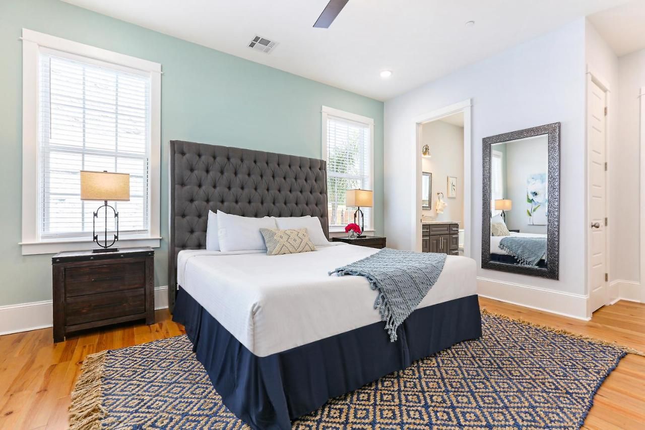 Stunning 4br-5br Near French Quarter Homes By Hosteeva Apartment New Orleans