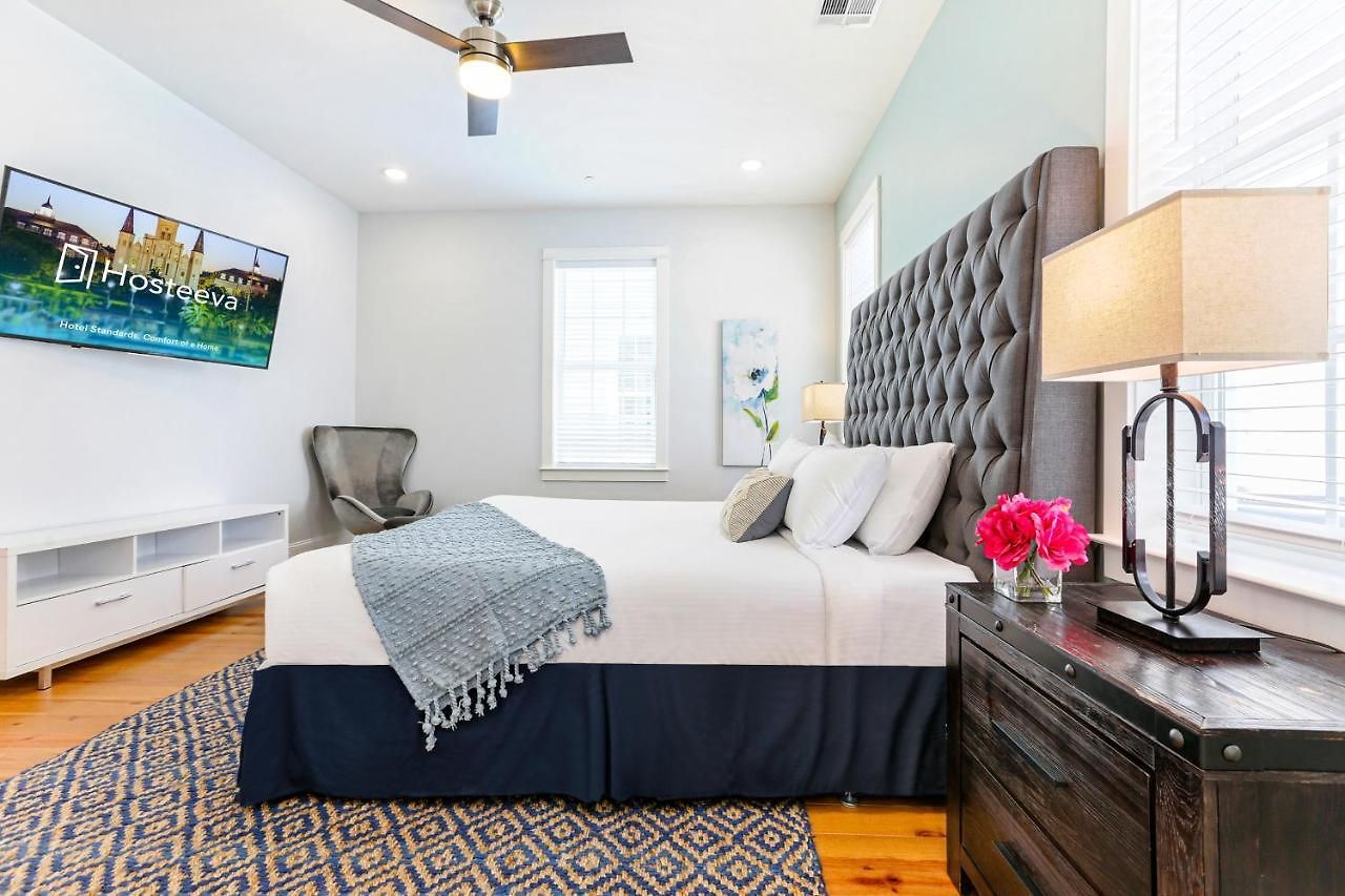Stunning 4br-5br Near French Quarter Homes By Hosteeva *