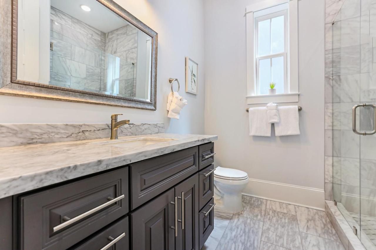 Stunning 4br-5br Near French Quarter Homes By Hosteeva * New Orleans