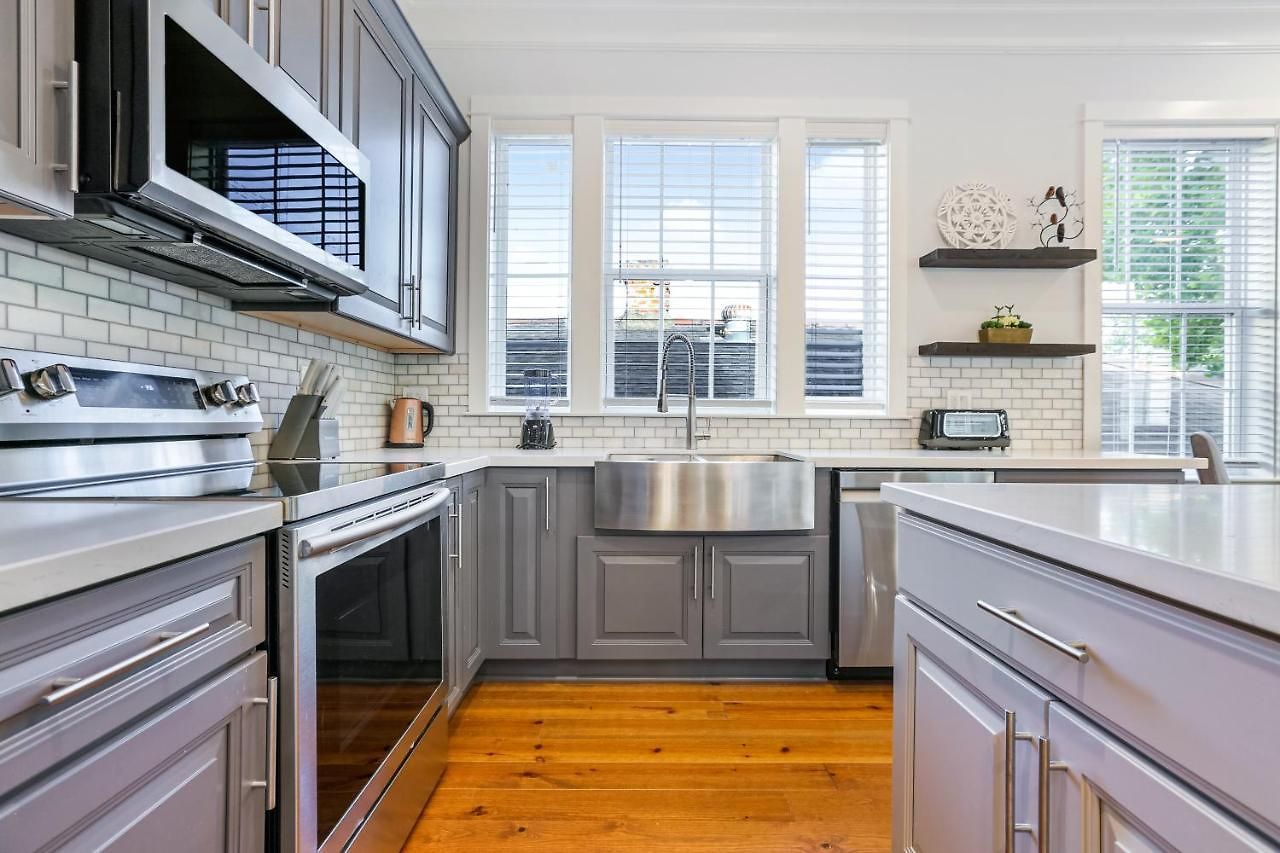 Stunning 4br-5br Near French Quarter Homes By Hosteeva Apartment