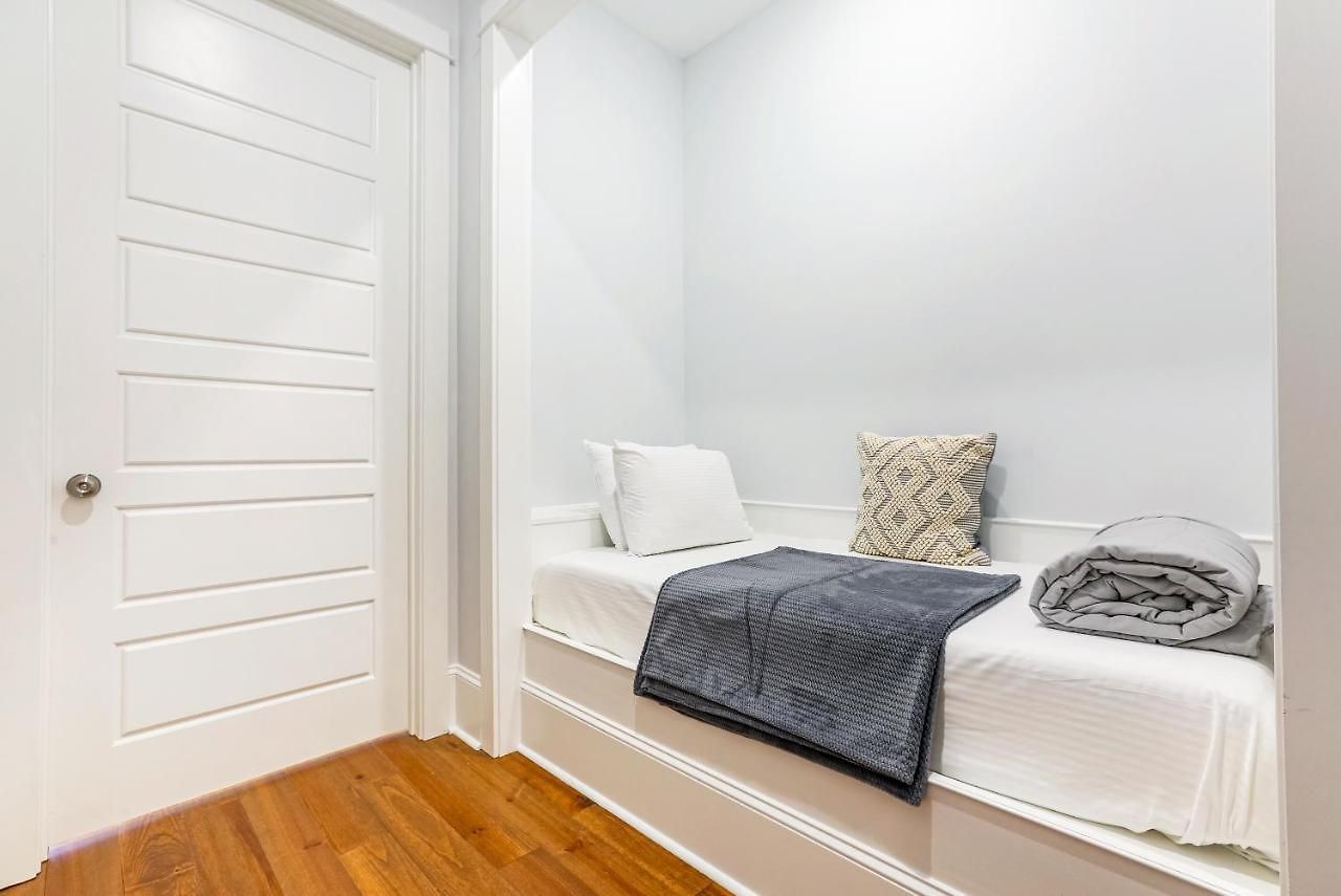 Stunning 4br-5br Near French Quarter Homes By Hosteeva Apartment New Orleans