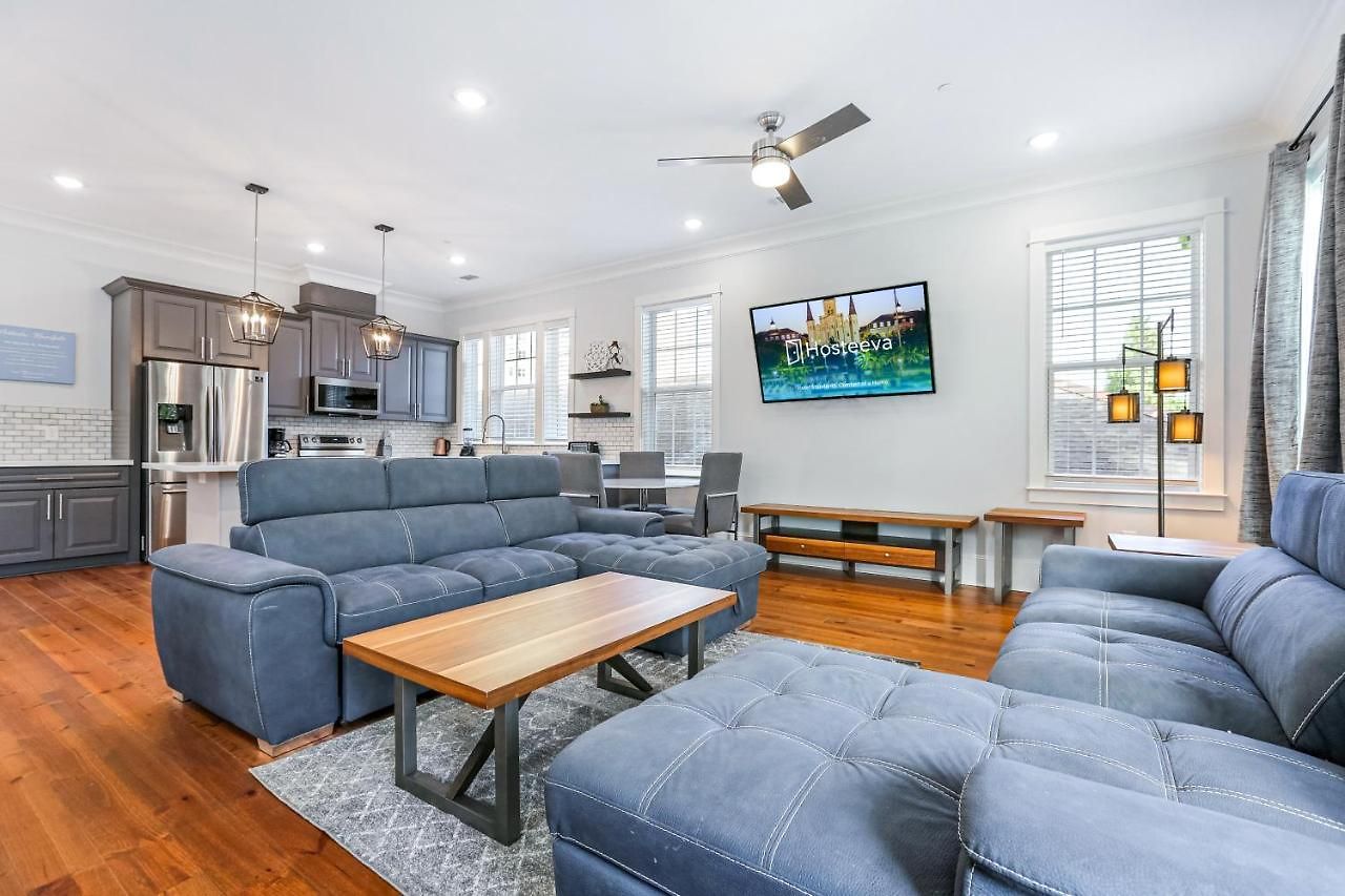 Stunning 4br-5br Near French Quarter Homes By Hosteeva Apartment