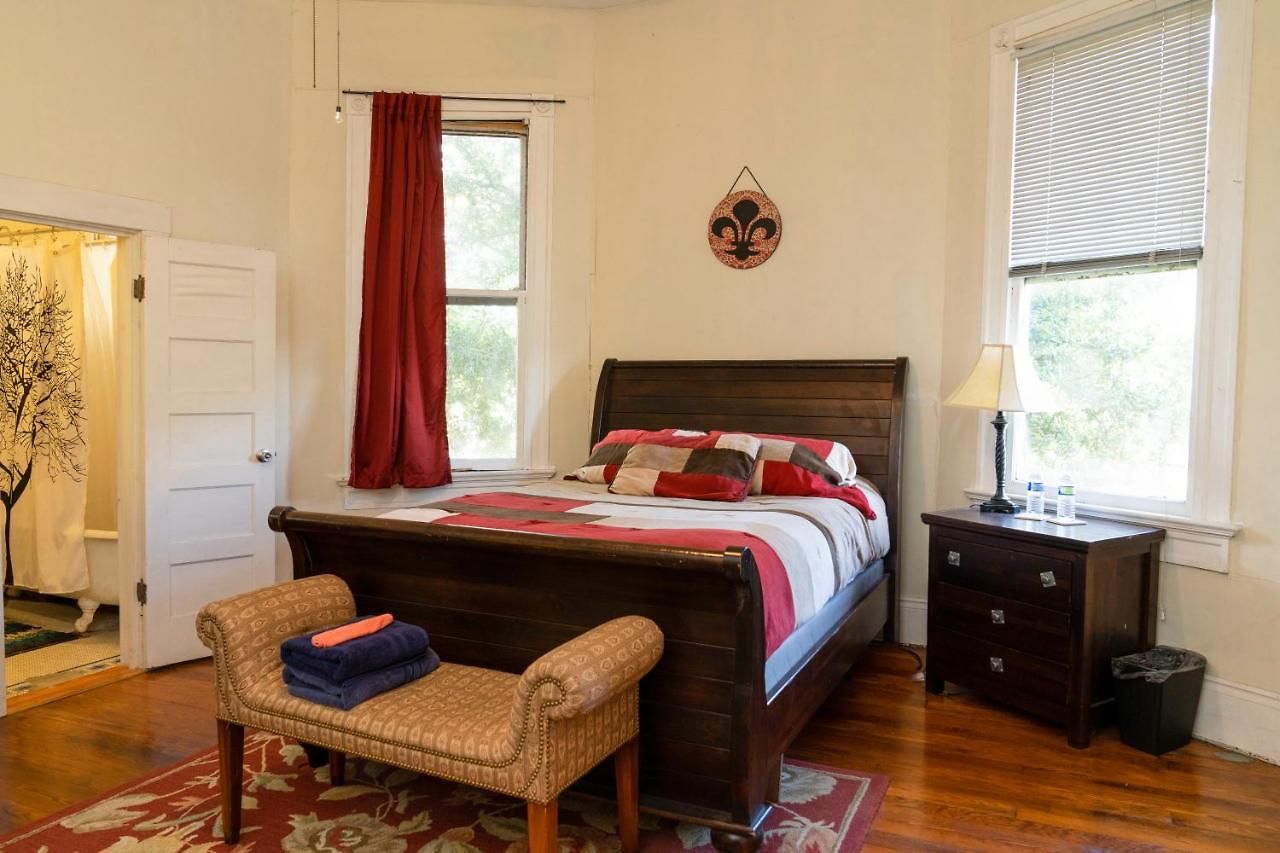 Hotel Evangeline Art House New Orleans