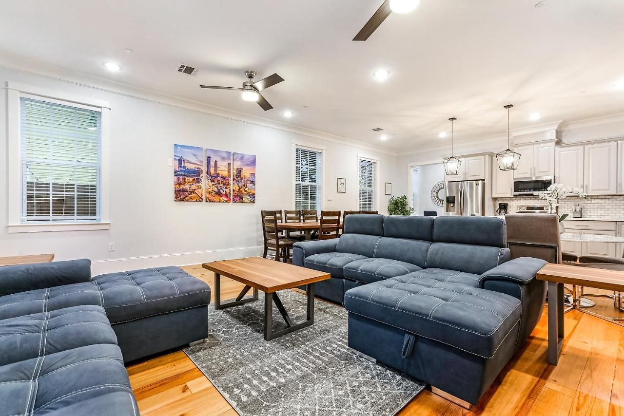 5br W Pool - Great For Families - Near Everything