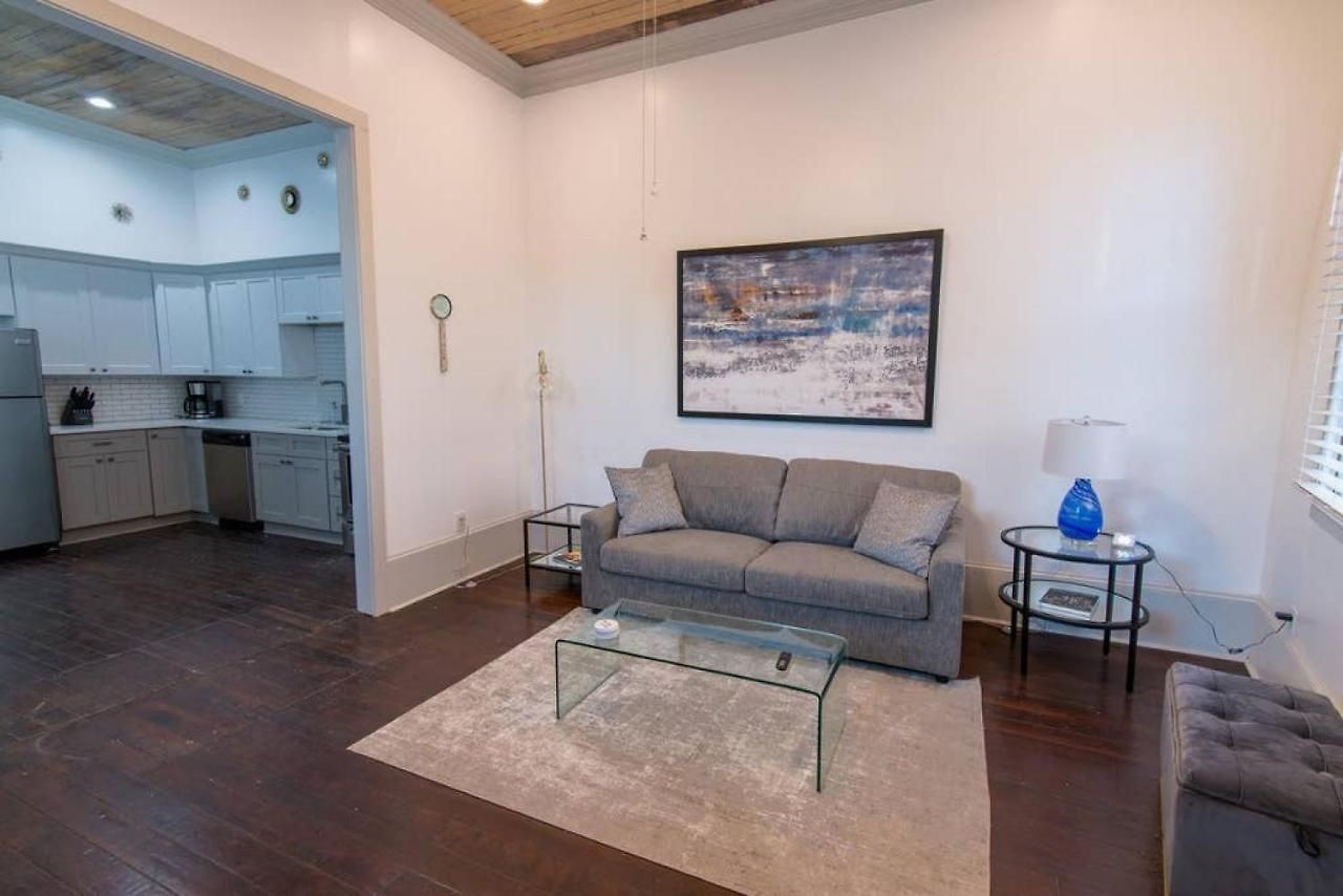 Near The Quarter 2020 Renovated Nola Classic Bed & Breakfast *