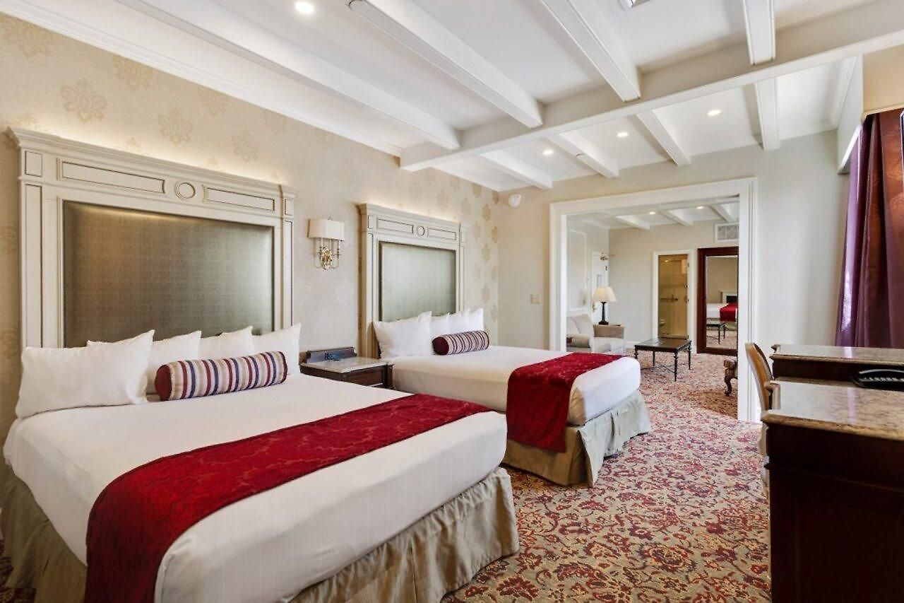 Hotel Conti