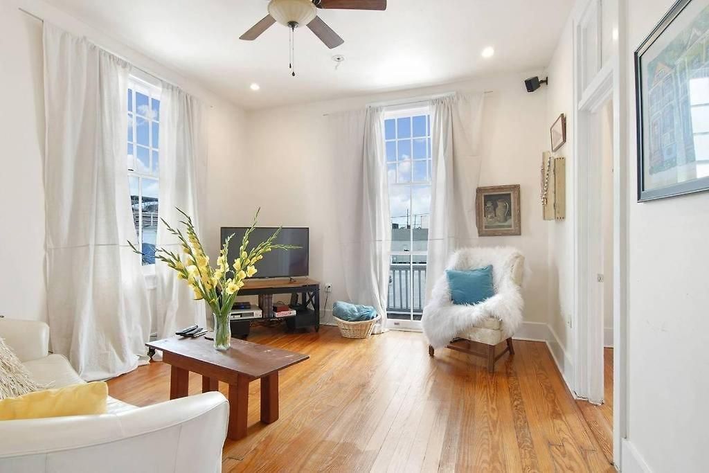 Freret Near Streetcar & Tulane 4*