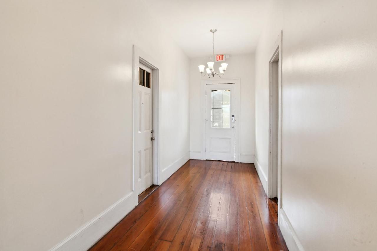 Montgomery House 4*