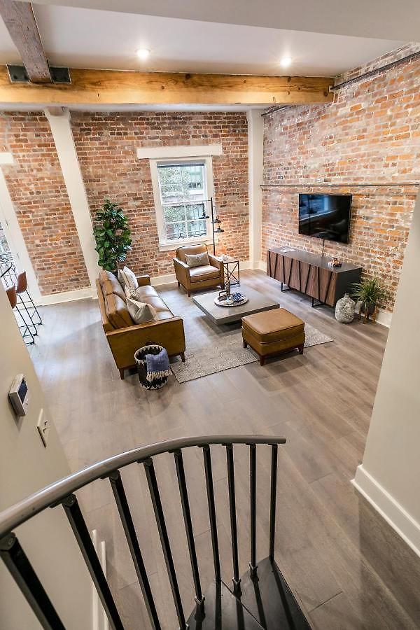 The St John * New Orleans