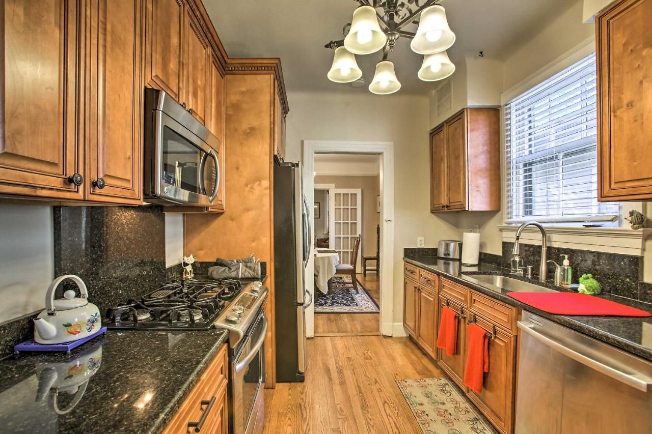 Soul & Style! Duplex Near French Quarter W/ Porch * New Orleans