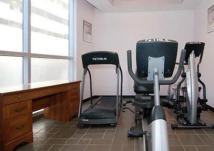 Moxy Downtown/french Quarter Area Hotel