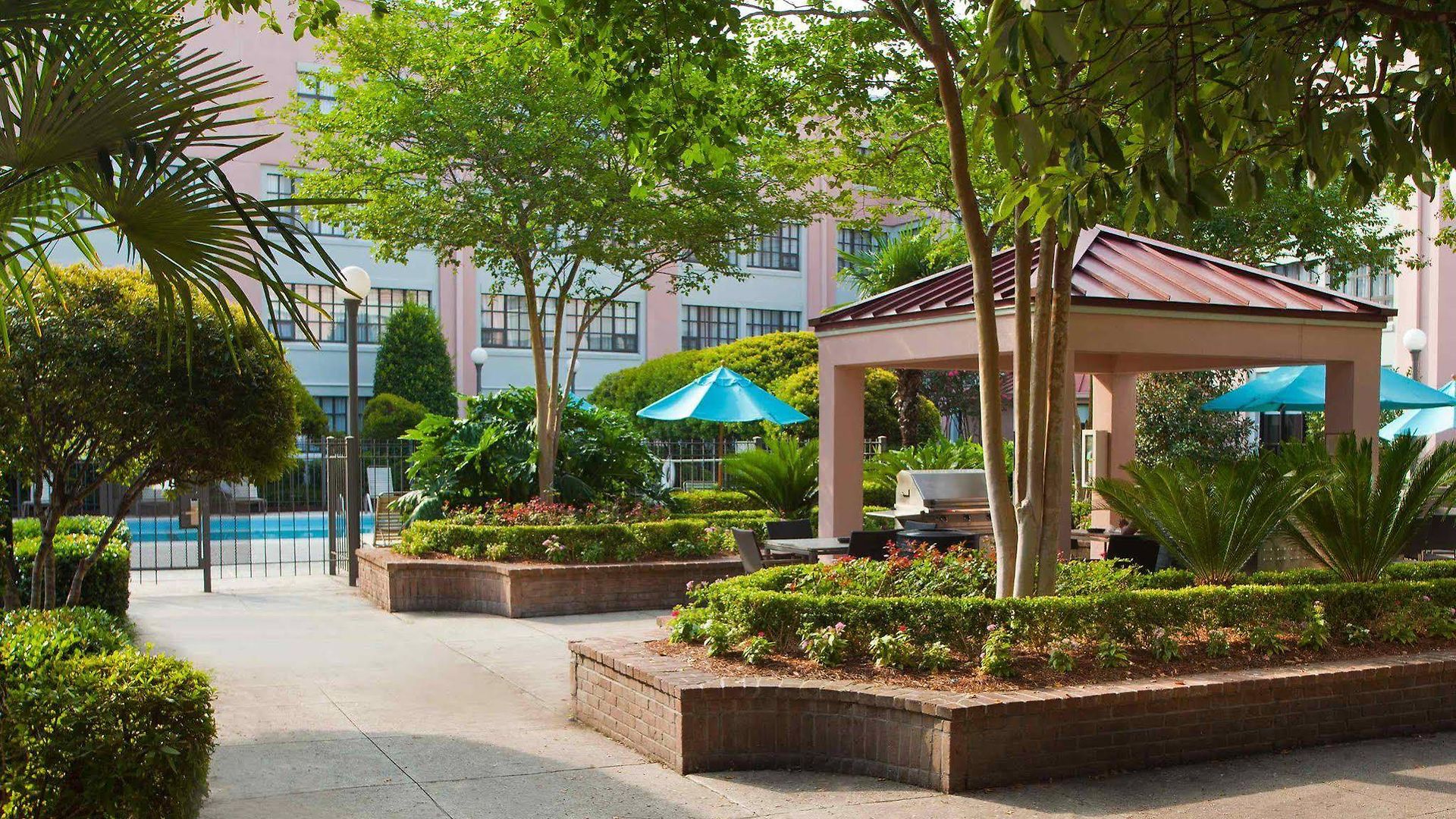 Sonesta Es Convention Center Hotel 3*