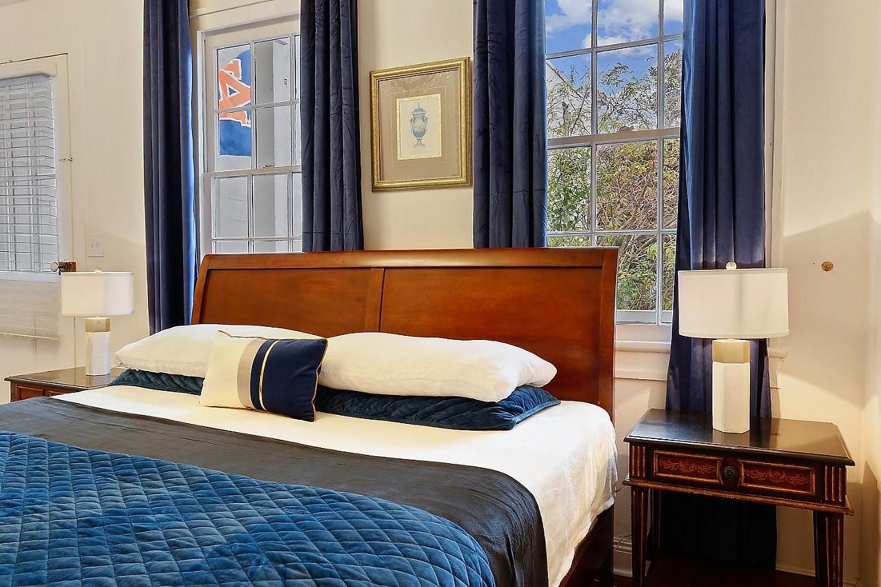 Bourbon Street Hotel New Orleans