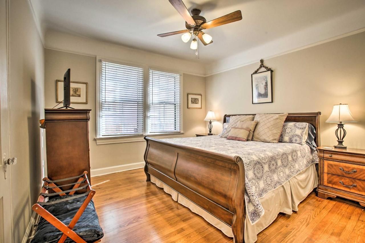 Soul & Style! Duplex Near French Quarter W/ Porch