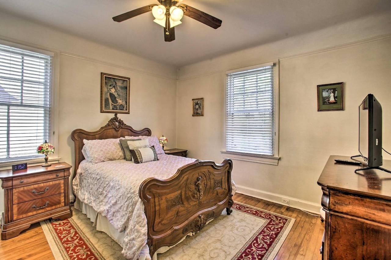 Soul & Style! Duplex Near French Quarter W/ Porch Holiday home *