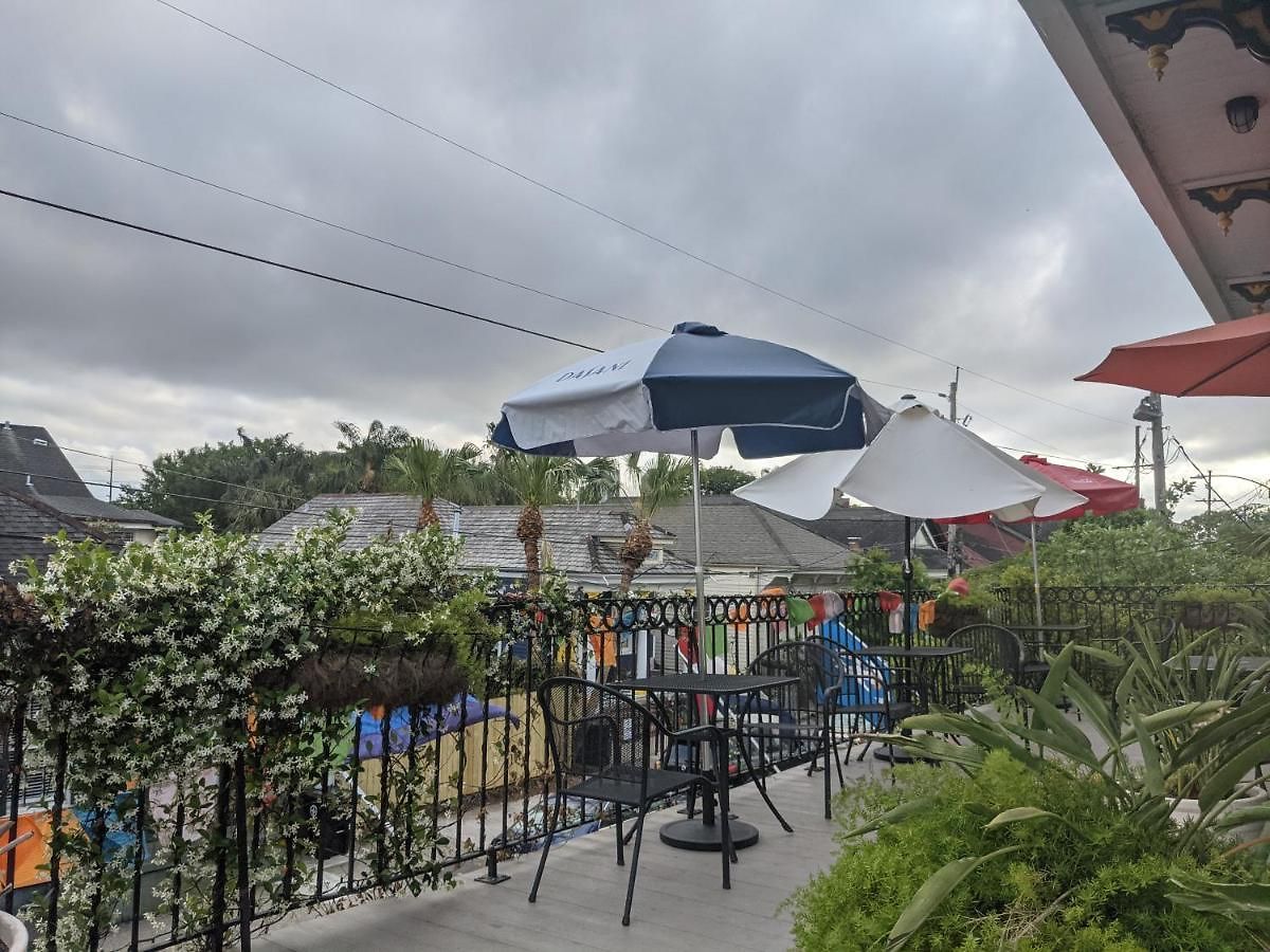 Balcony Bed & Breakfast