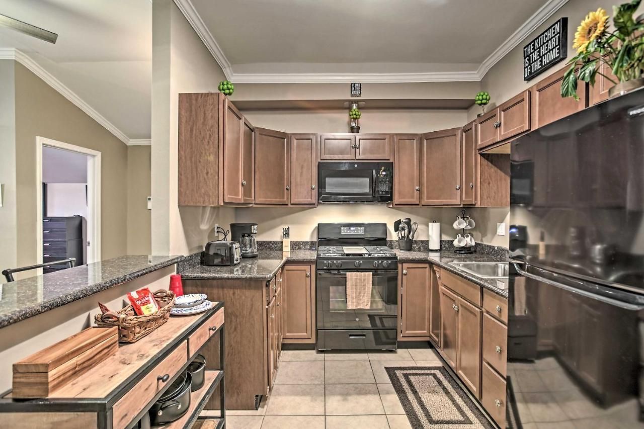 Walk To Canal St Trolley! Mid-City Nola Retreat * New Orleans