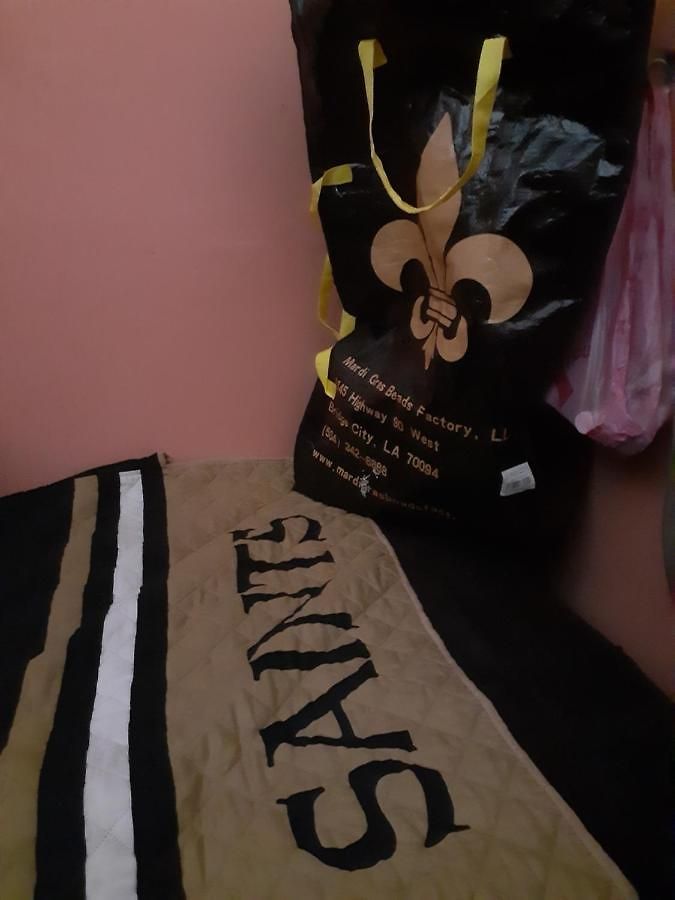 Saints Fans Hostel *