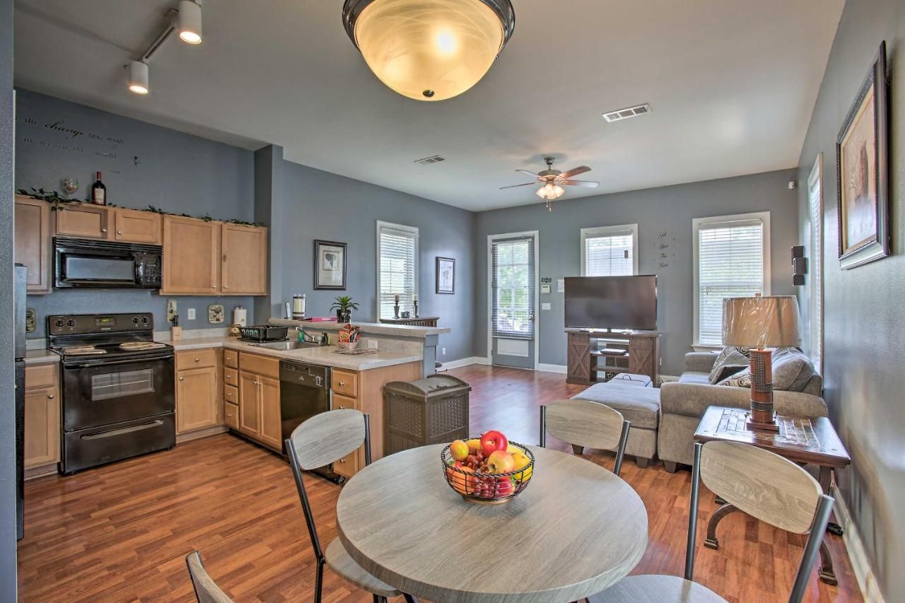 Holiday home Nola 2 Blocks To Streetcar, Cafes & Bars