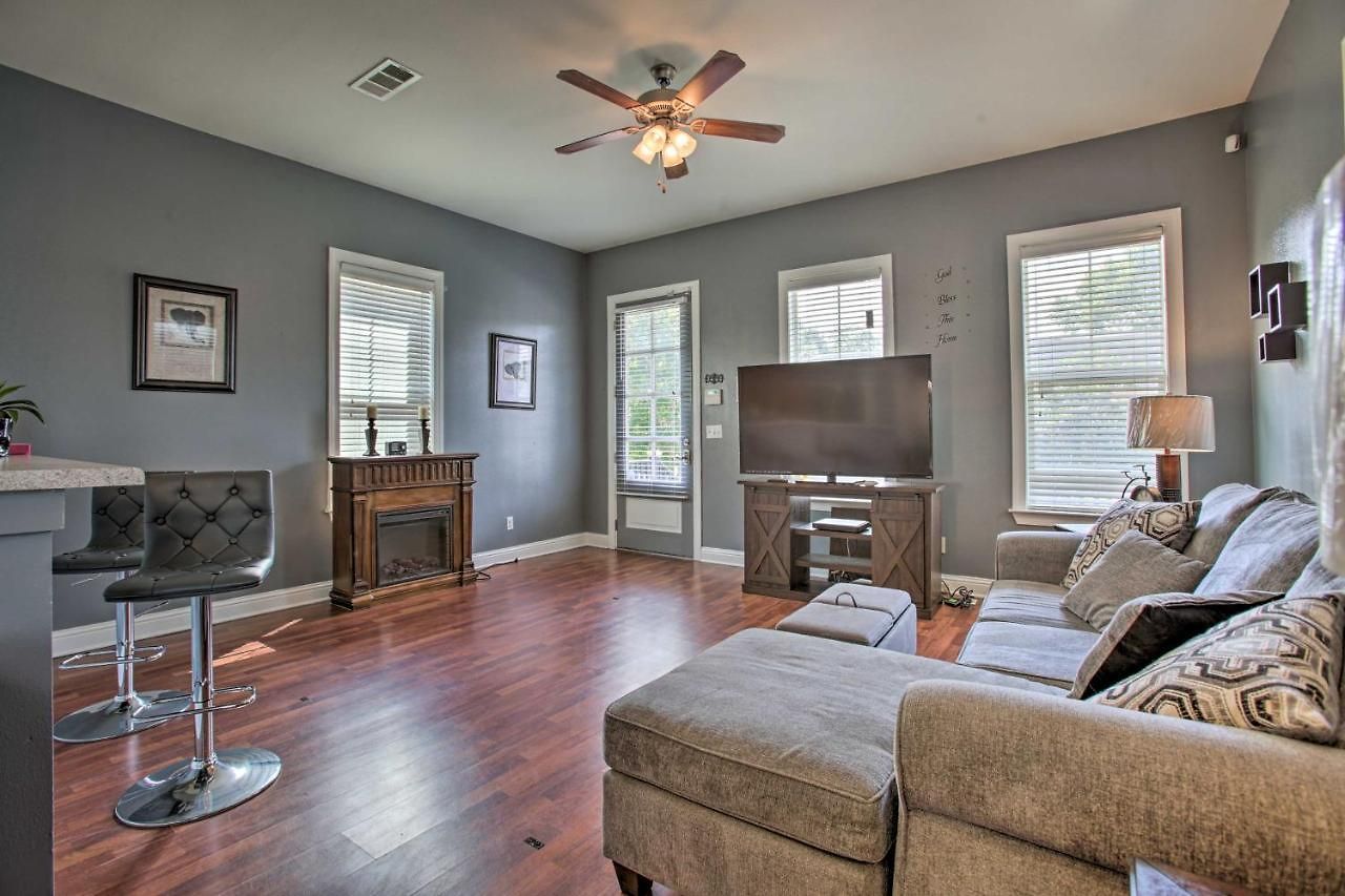 Holiday home Nola 2 Blocks To Streetcar, Cafes & Bars