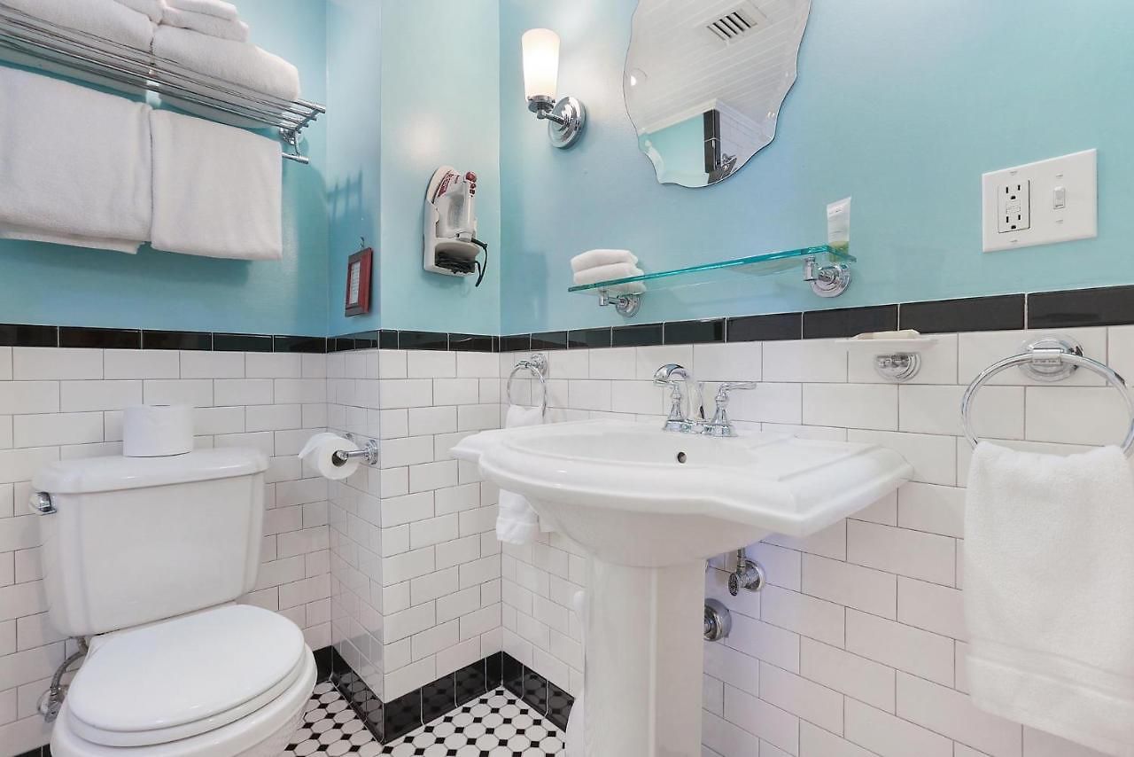 Hotel Historic Inn In The Marigny, Blocks To French Quarter New Orleans