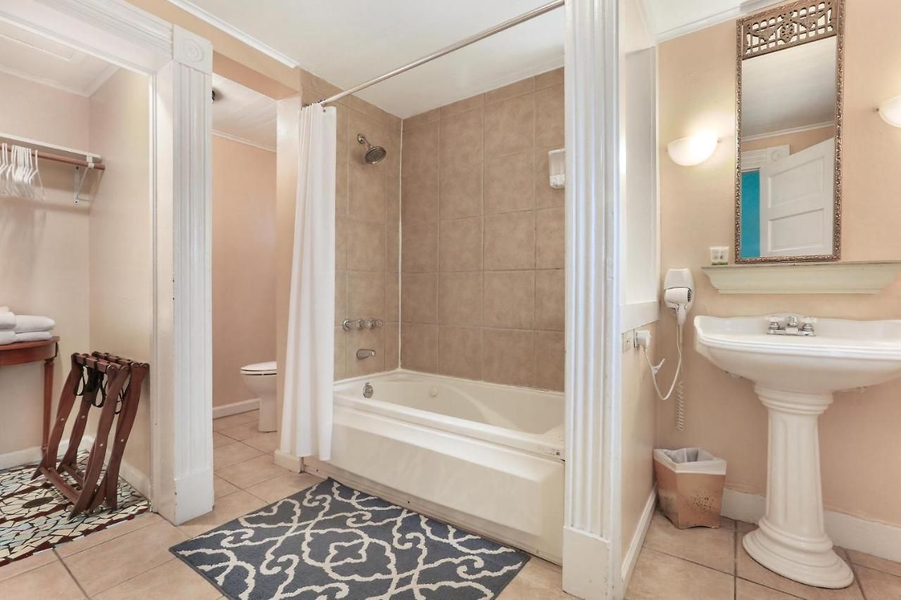 Historic Inn In The Marigny, Blocks To French Quarter Hotel *