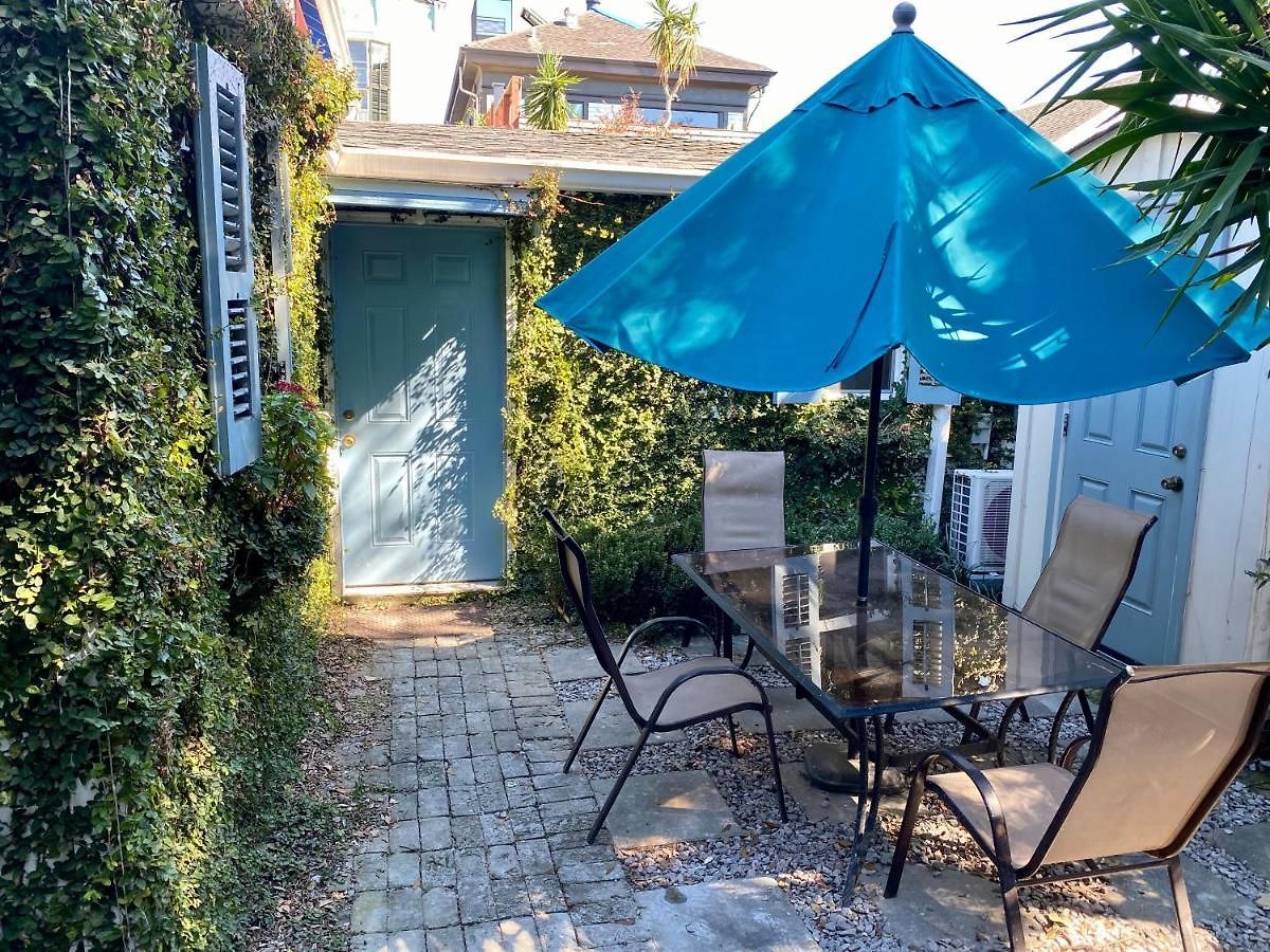 Antonine Upper Garden District Inn