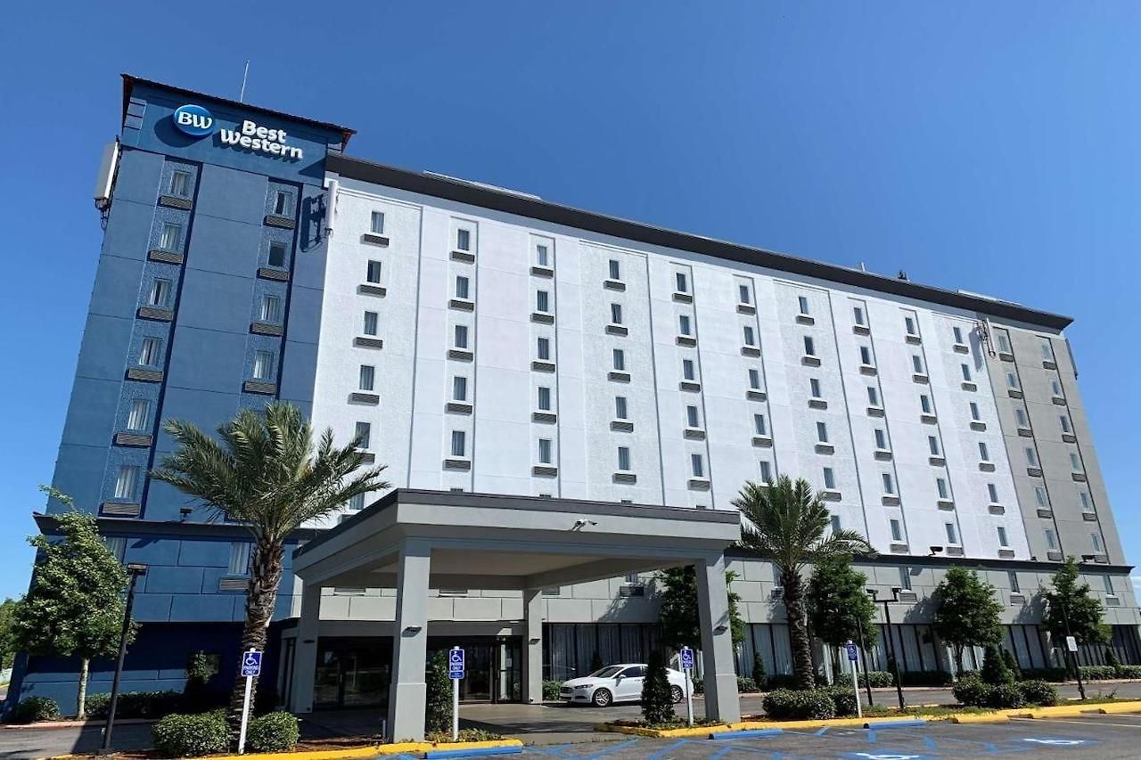 Hotel Express By Marriott 1-10 3*