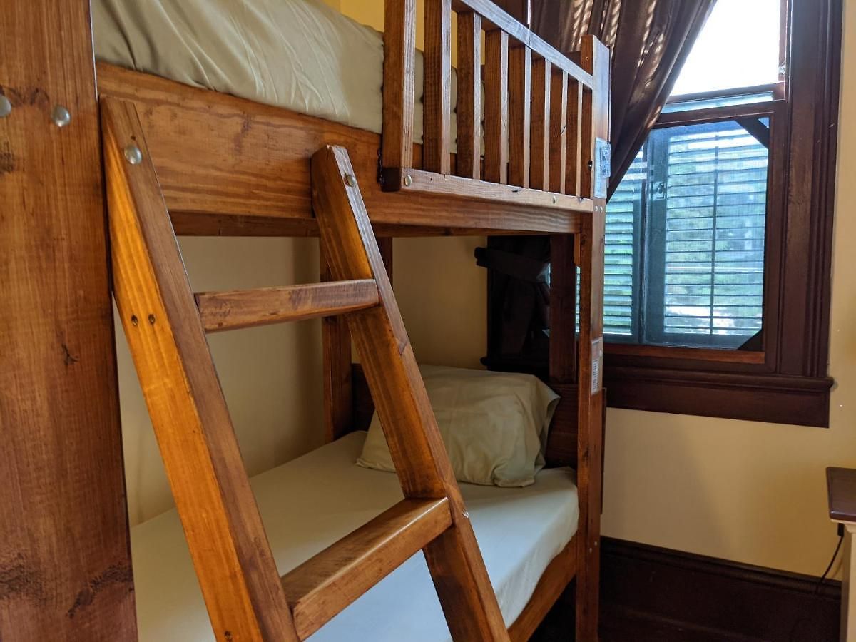 Site 61 Hostel *