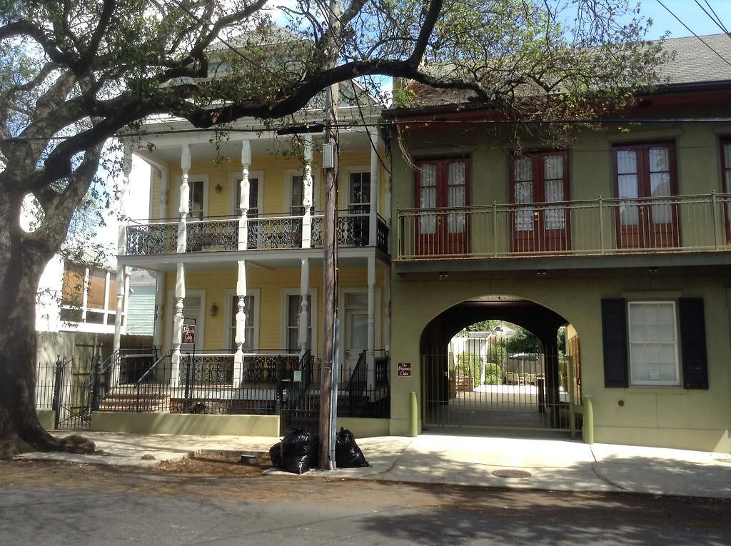 The Prytania Oaks Inn New Orleans
