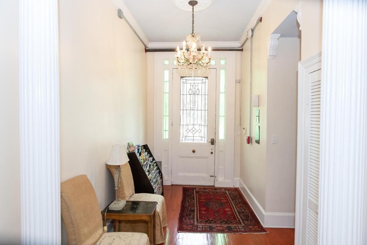 The Esplanade Mansion Bed & Breakfast