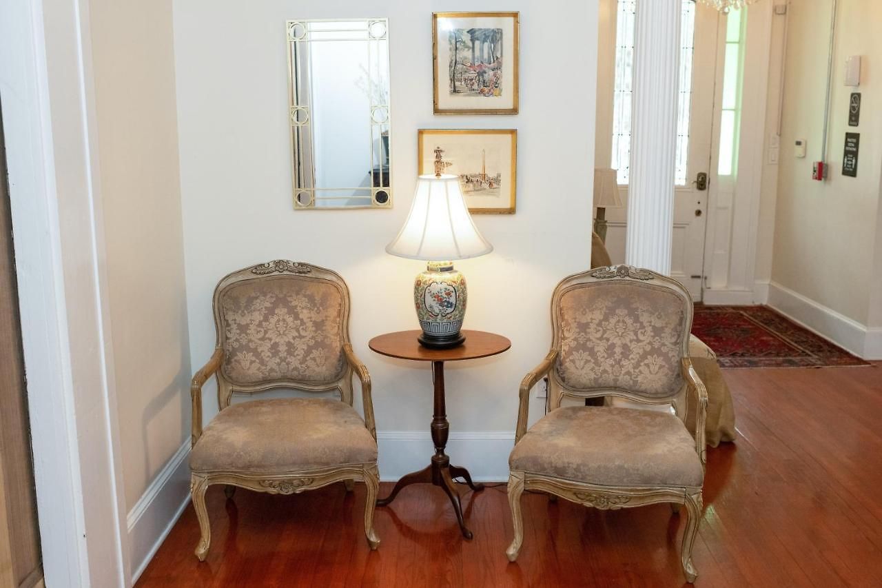 The Esplanade Mansion Bed & Breakfast 3*