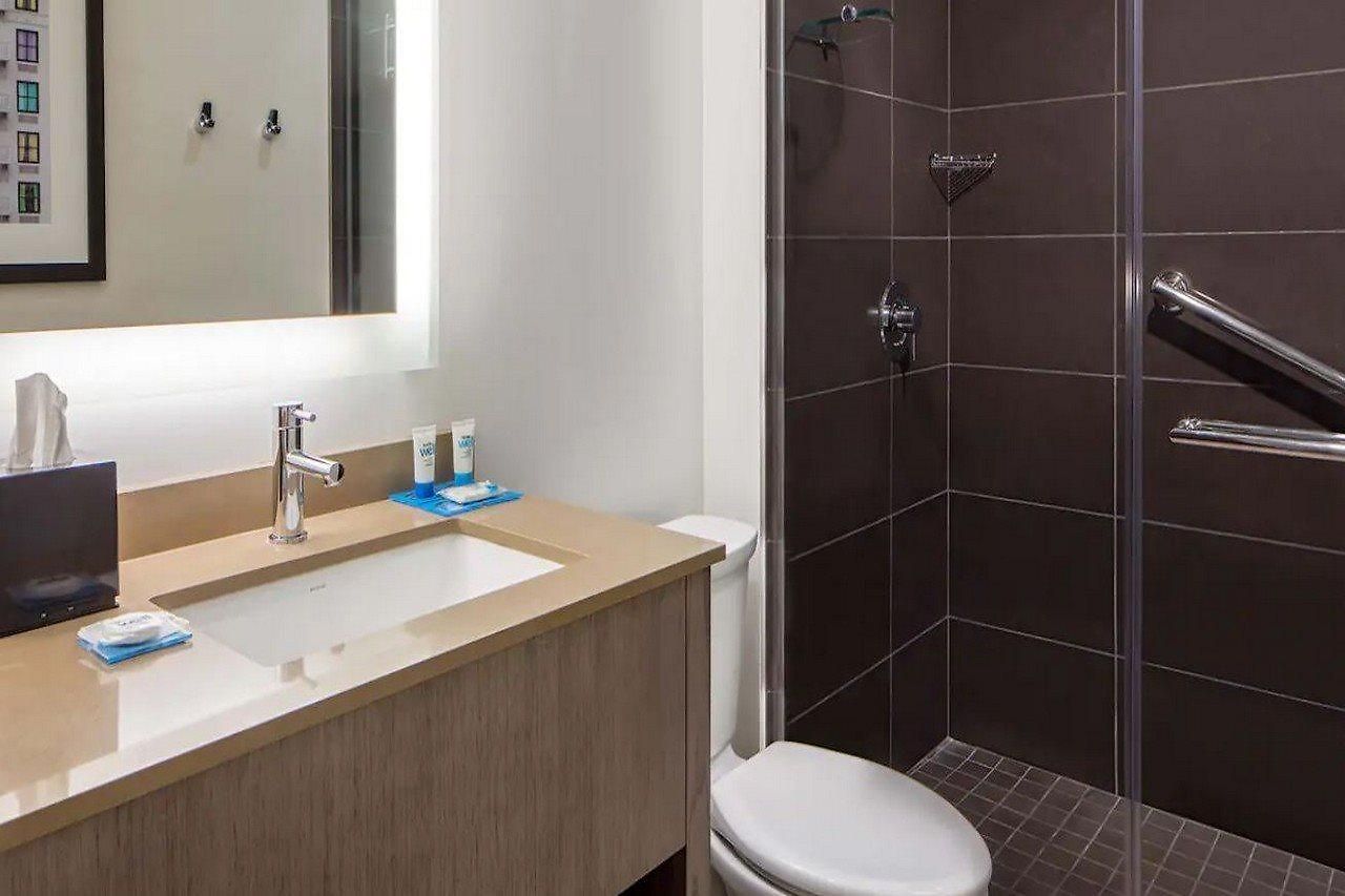 Hotel Hyatt House Downtown 3*