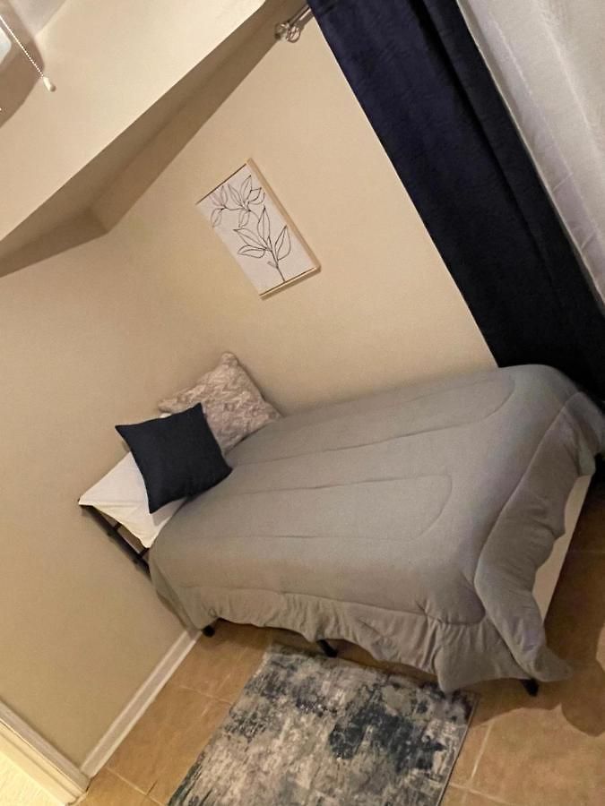 Pr10 Holy Cross Oasis 30 Day Minimum * New Orleans