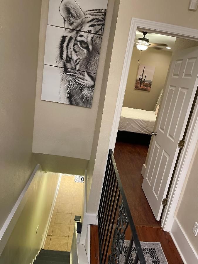 Guest house Pr10 Holy Cross Oasis 30 Day Minimum *