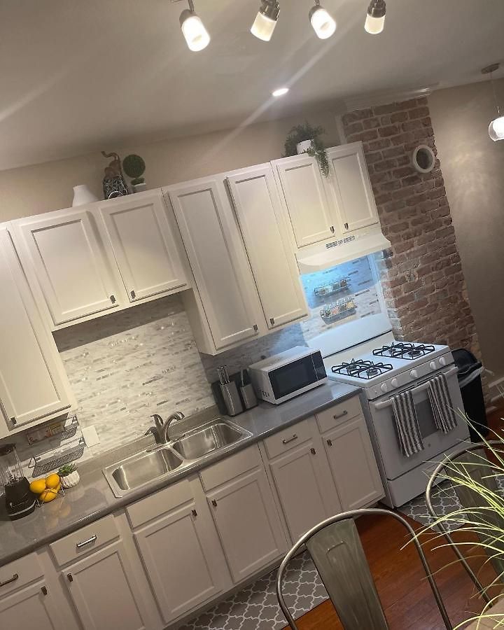 Guest house Pr10 Holy Cross Oasis 30 Day Minimum
