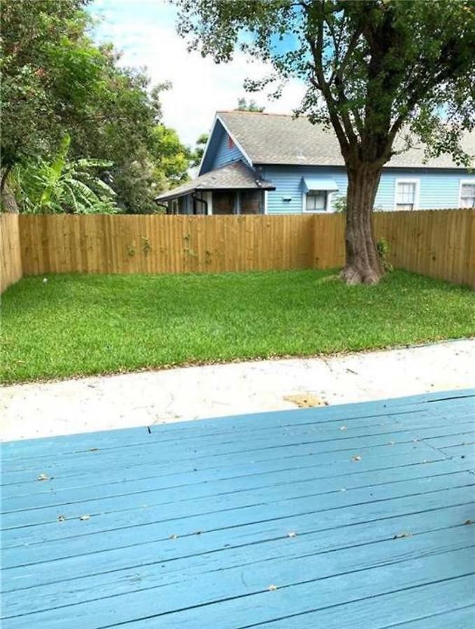 Pr10 Holy Cross Oasis 30 Day Minimum New Orleans