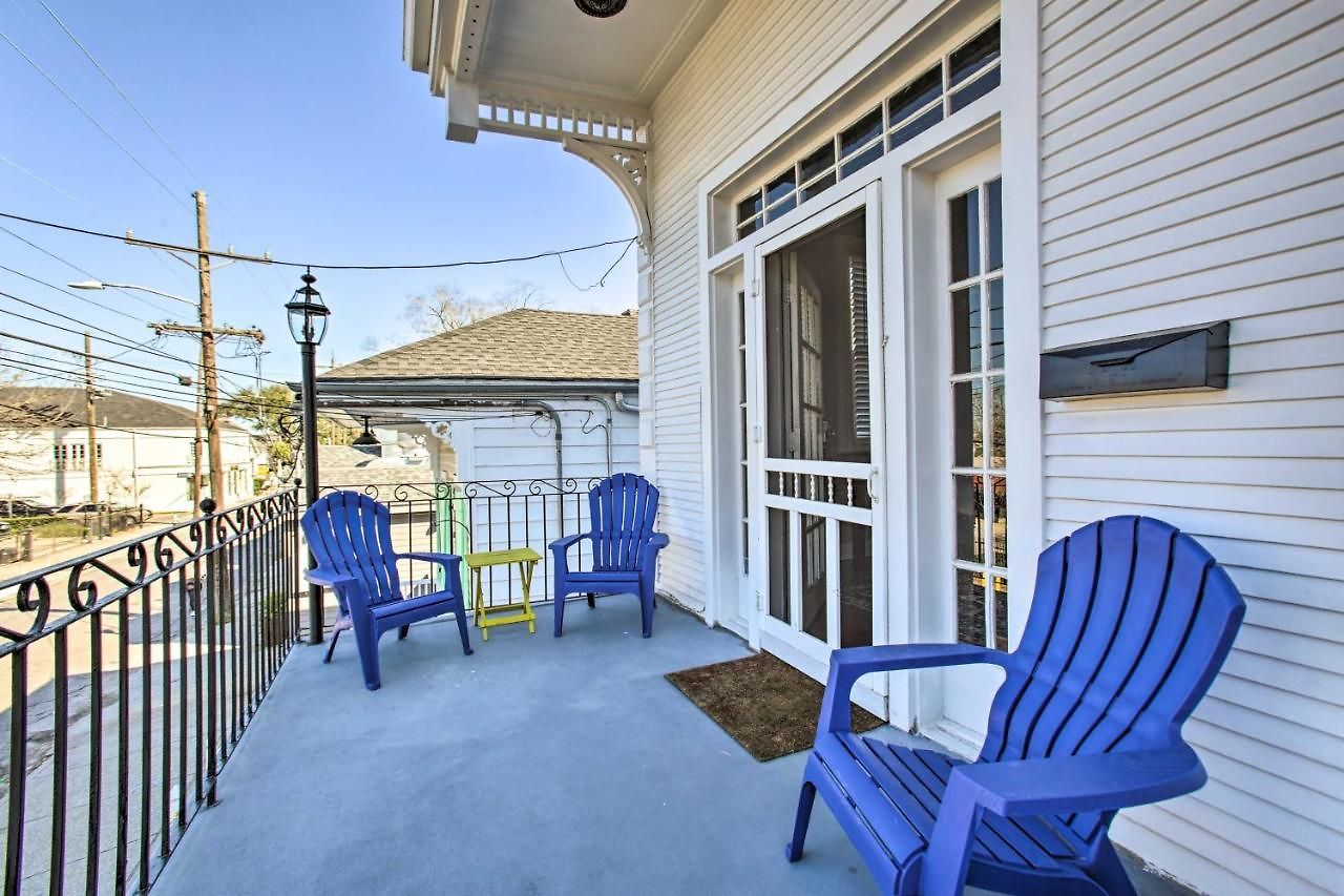 Uptown Nola On Magazine Street W/ Backyard! *