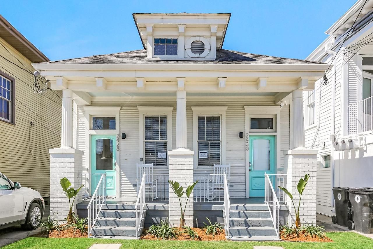Apartment Private 2br In Uptown By Hosteeva *