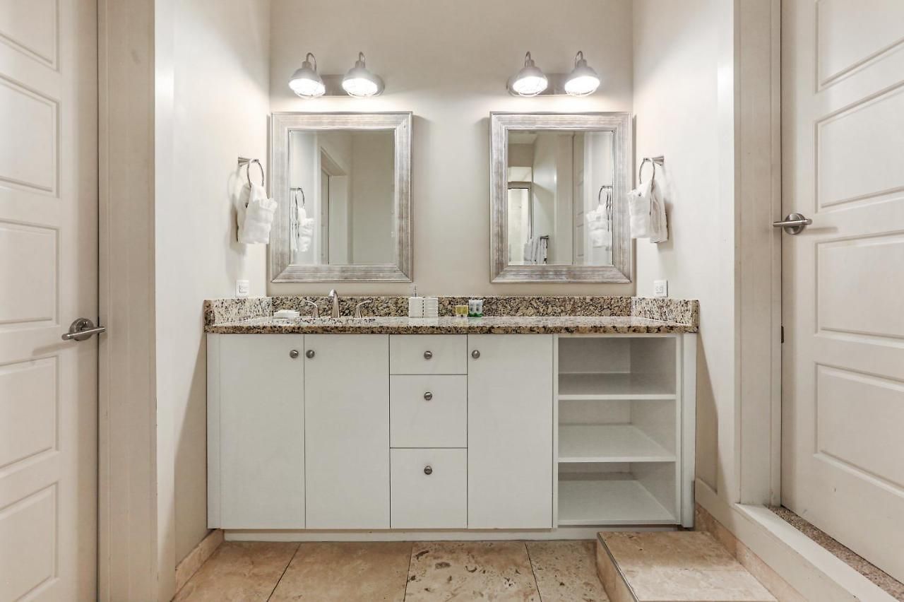 2 Bedroom Elegant In Downtown New Orleans