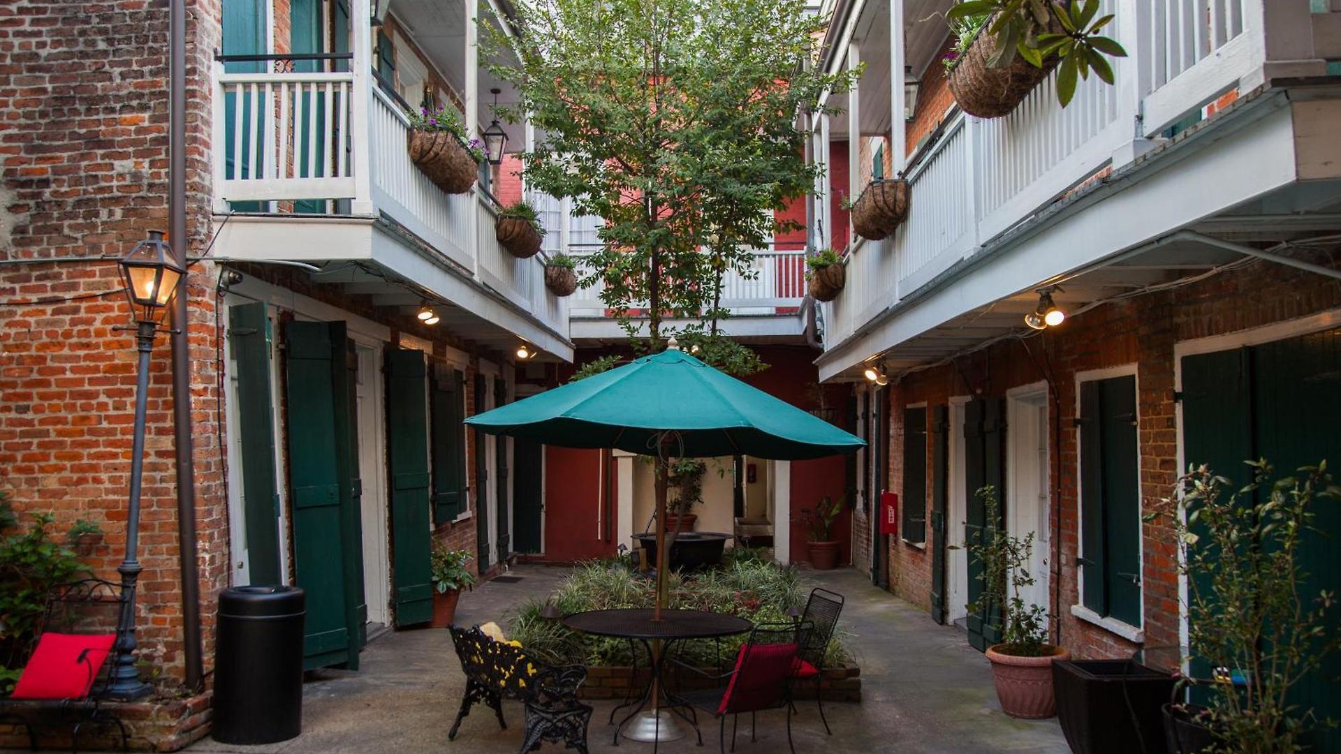 Hotel St. Pierre French Quarter 3*