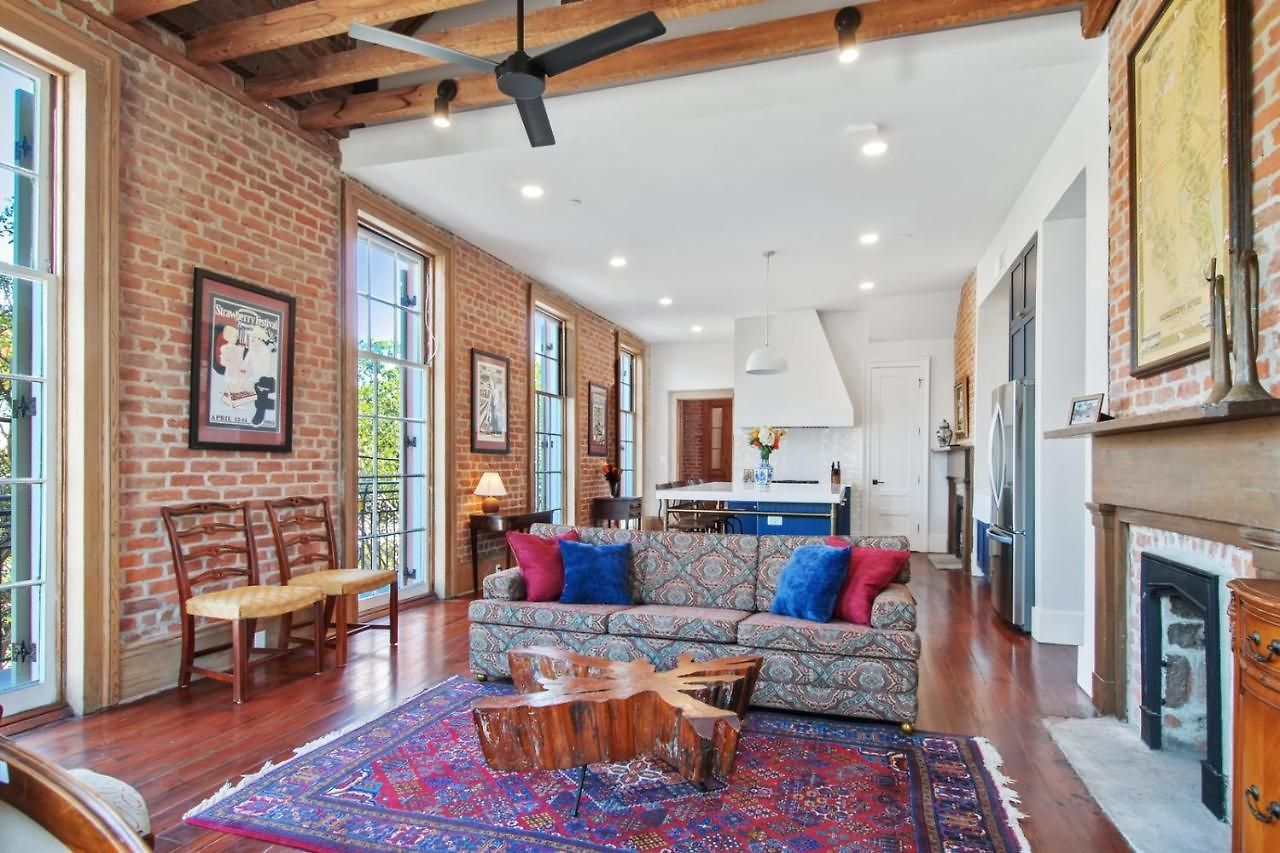 Fab 1838 Garden District 5br With Parking And Balcony * New Orleans