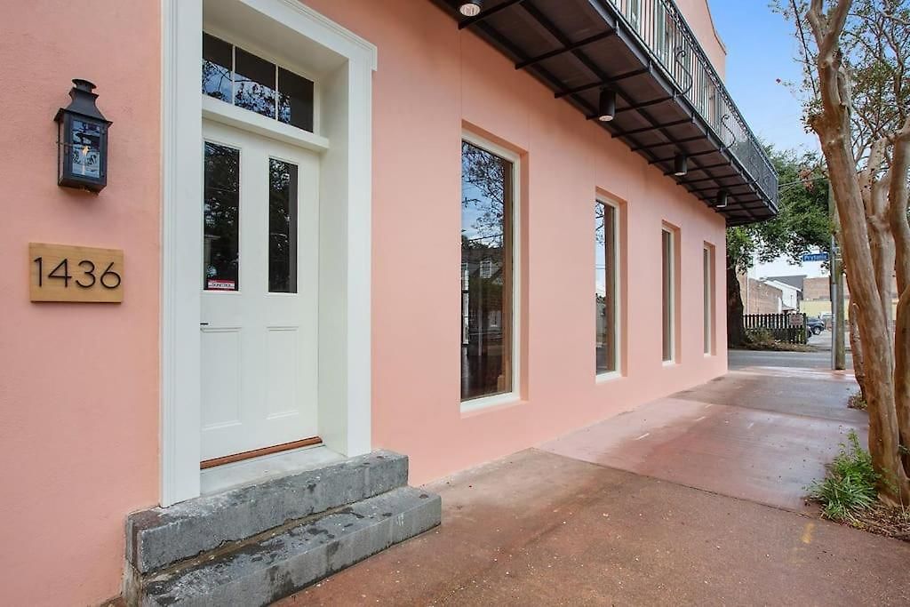 Fab 1838 Garden District 5br With Parking And Balcony * New Orleans