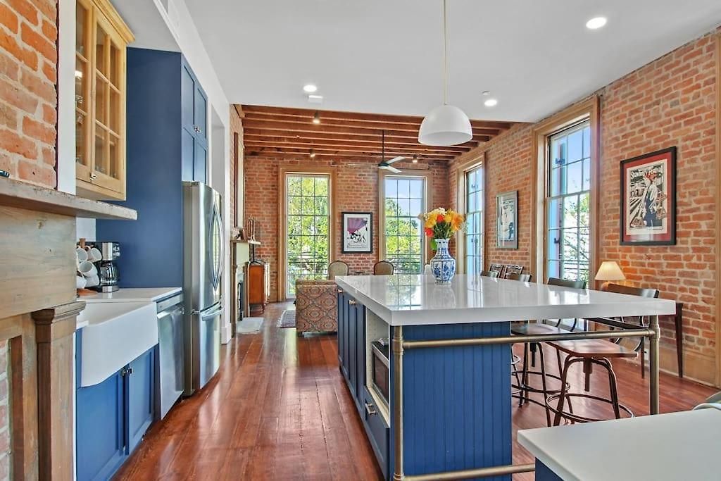 Apartment Fab 1838 Garden District 5br With Parking And Balcony *