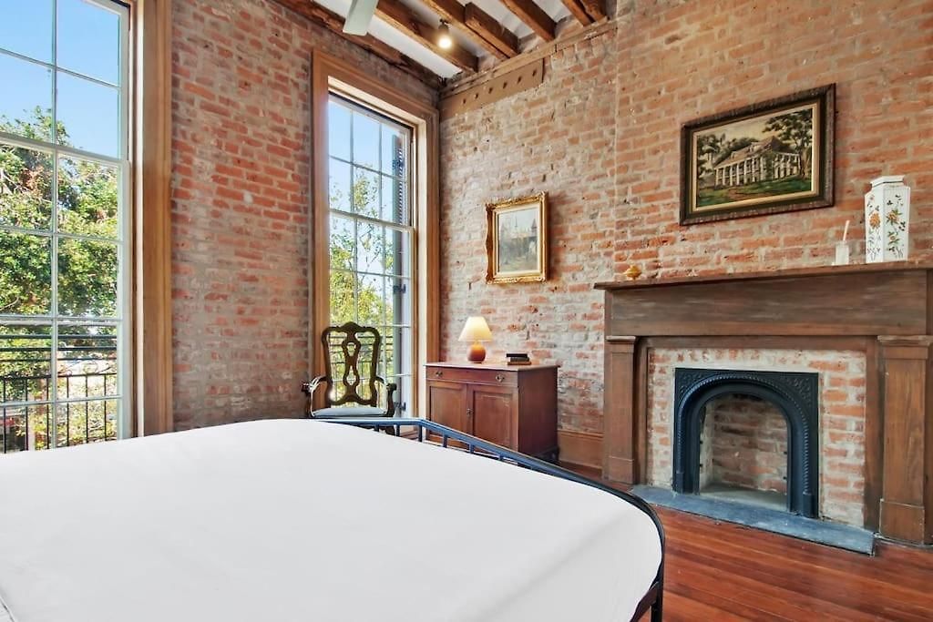 Fab 1838 Garden District 5br With Parking And Balcony * New Orleans