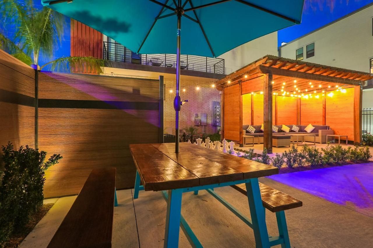 Holiday home Amazing New Construction With Balconies